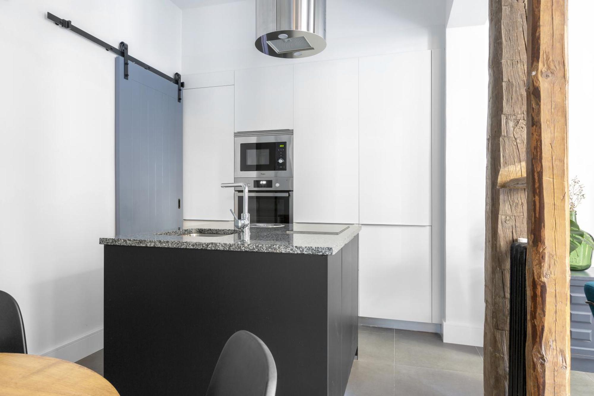 Apt Centrico Y Tranquilo De 2 Hab Madrid Exteriör bild