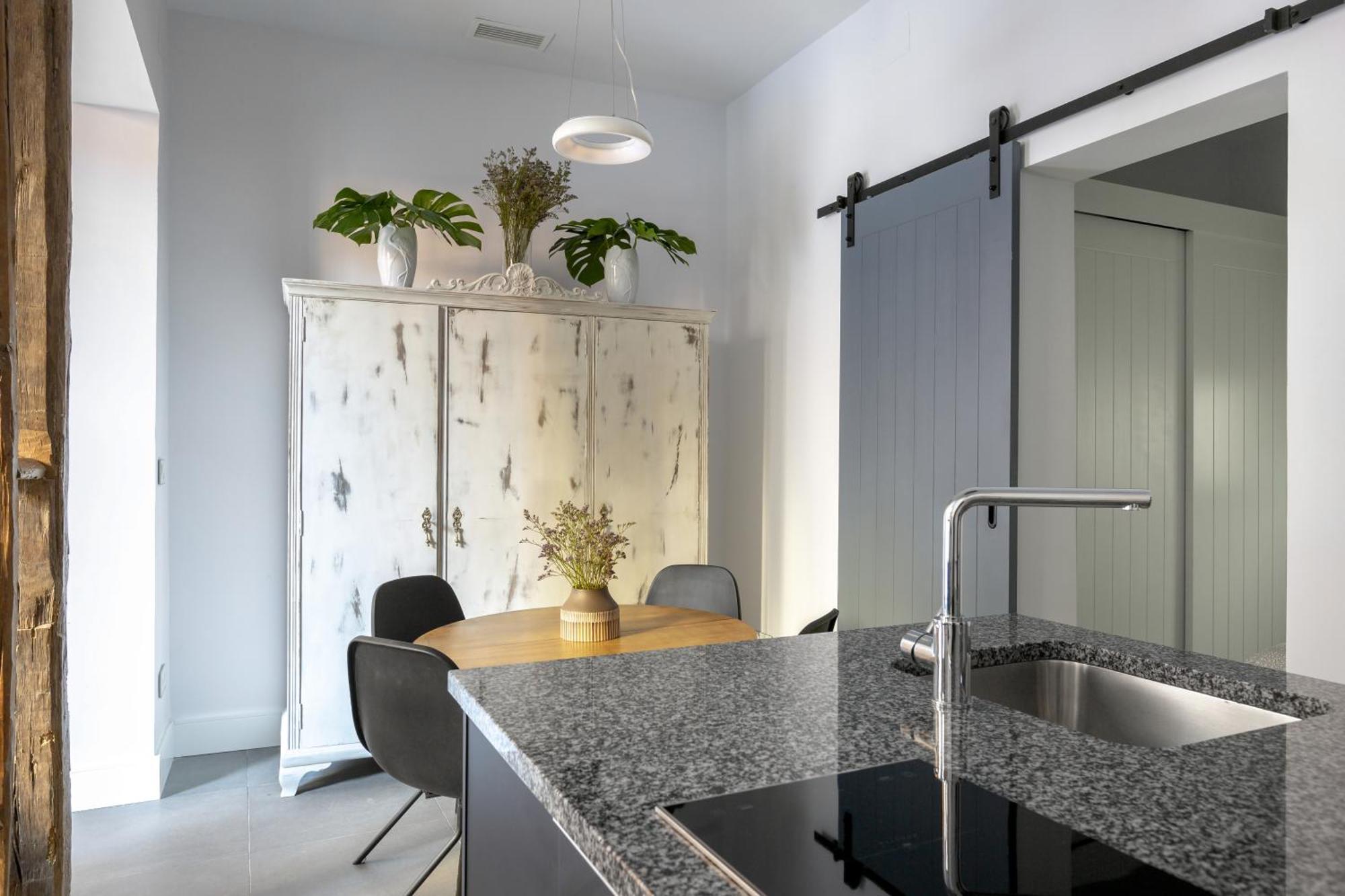 Apt Centrico Y Tranquilo De 2 Hab Madrid Exteriör bild